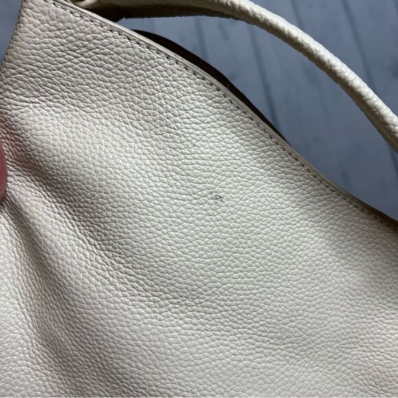 Tote Le Monde ivory pebbled leather slouchy hobo shoulder bag luxurious - Picture 13 of 16
